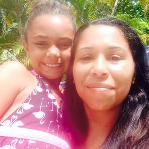 Meet your Posher, Yvette